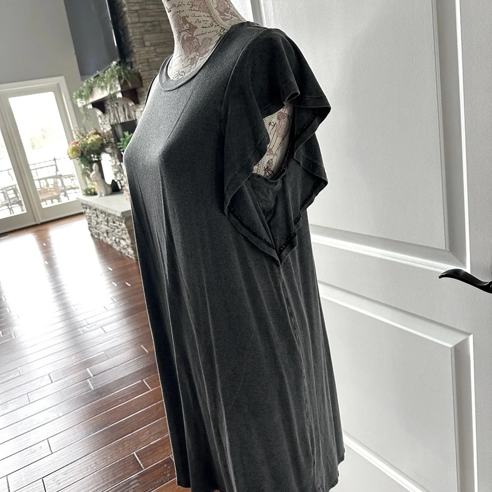 Dress - Picture 1 of 2
